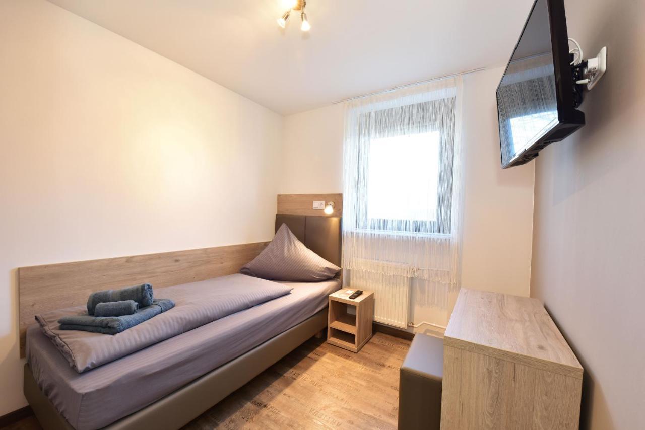 1A Gaestehaus Am Hafen Norimberk Exteriér fotografie